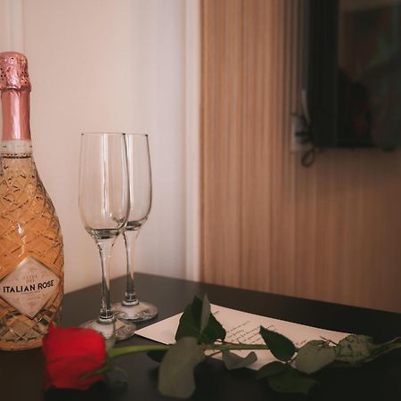 Luxury Jacuzzi Apartment Мостар Экстерьер фото