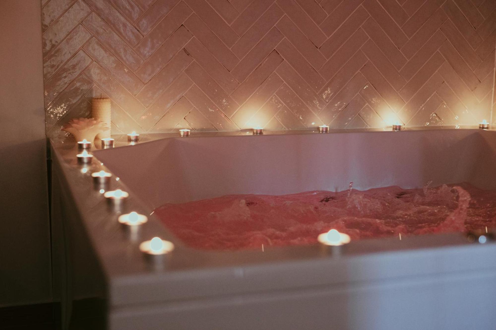 Luxury Jacuzzi Apartment Мостар Экстерьер фото