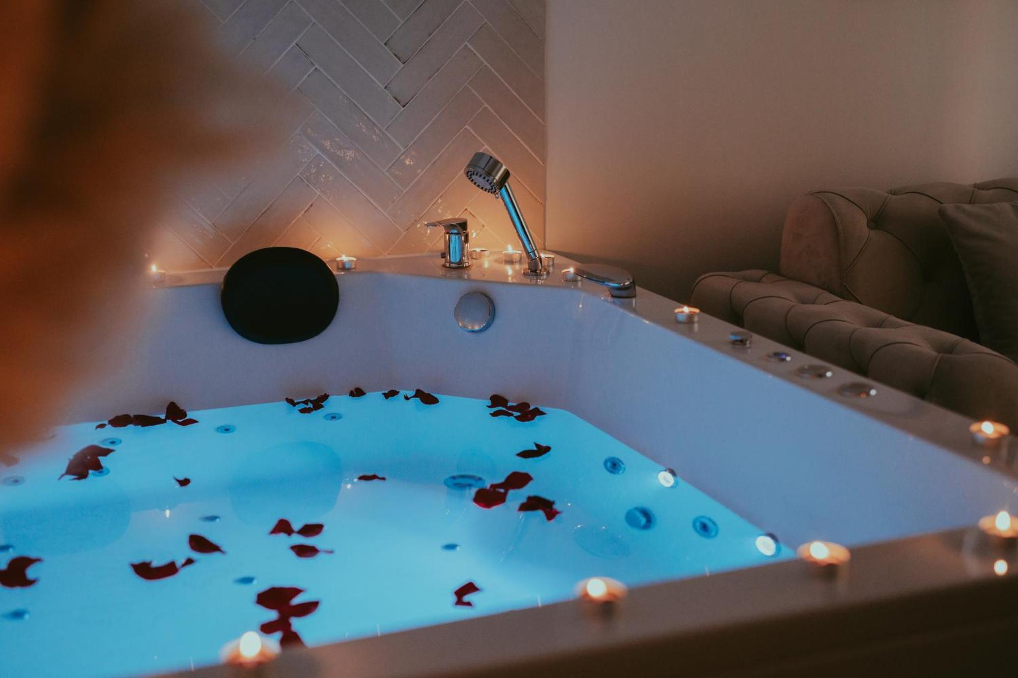 Luxury Jacuzzi Apartment Мостар Экстерьер фото